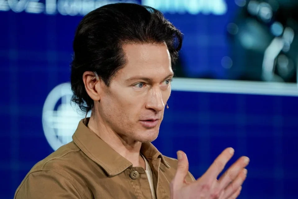 Jak Bryan Johnson chce uniknąć śmierci ? Skrajna optymalizacja zdrowia w akcji